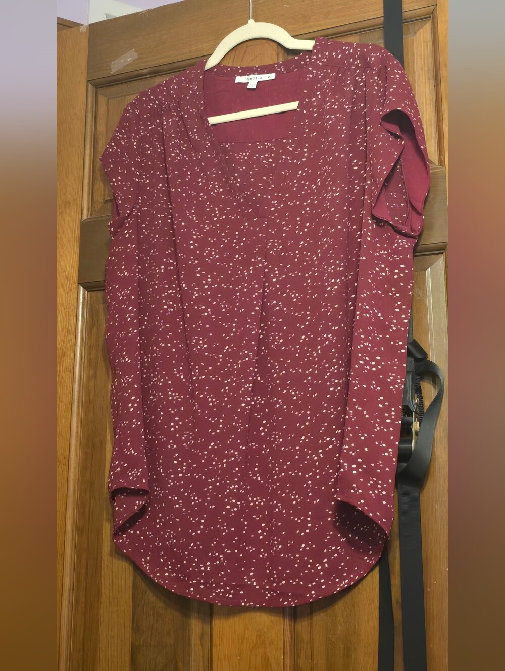 Universal Thread Burgundy Dot Print Short Sleeve Blouse